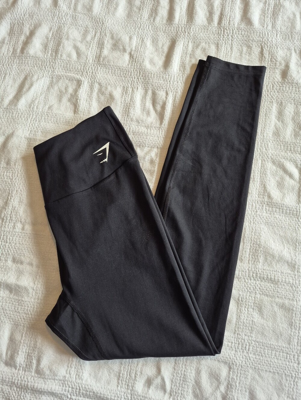 Gym Shark women's Large black ankle leggings VGUC